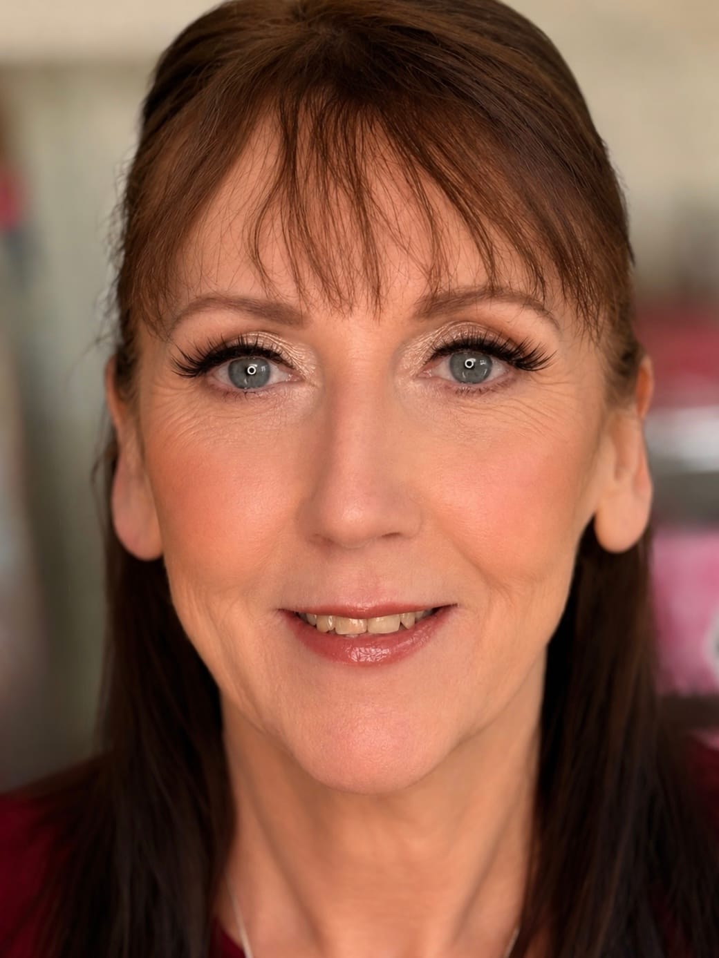 Champagne Shimmer Eye Party Makeup - MZ Makeup Bedfordshire Mature party makeup - soft champagne shimmer eye and glossy nude-pink lip by MZ Makeup